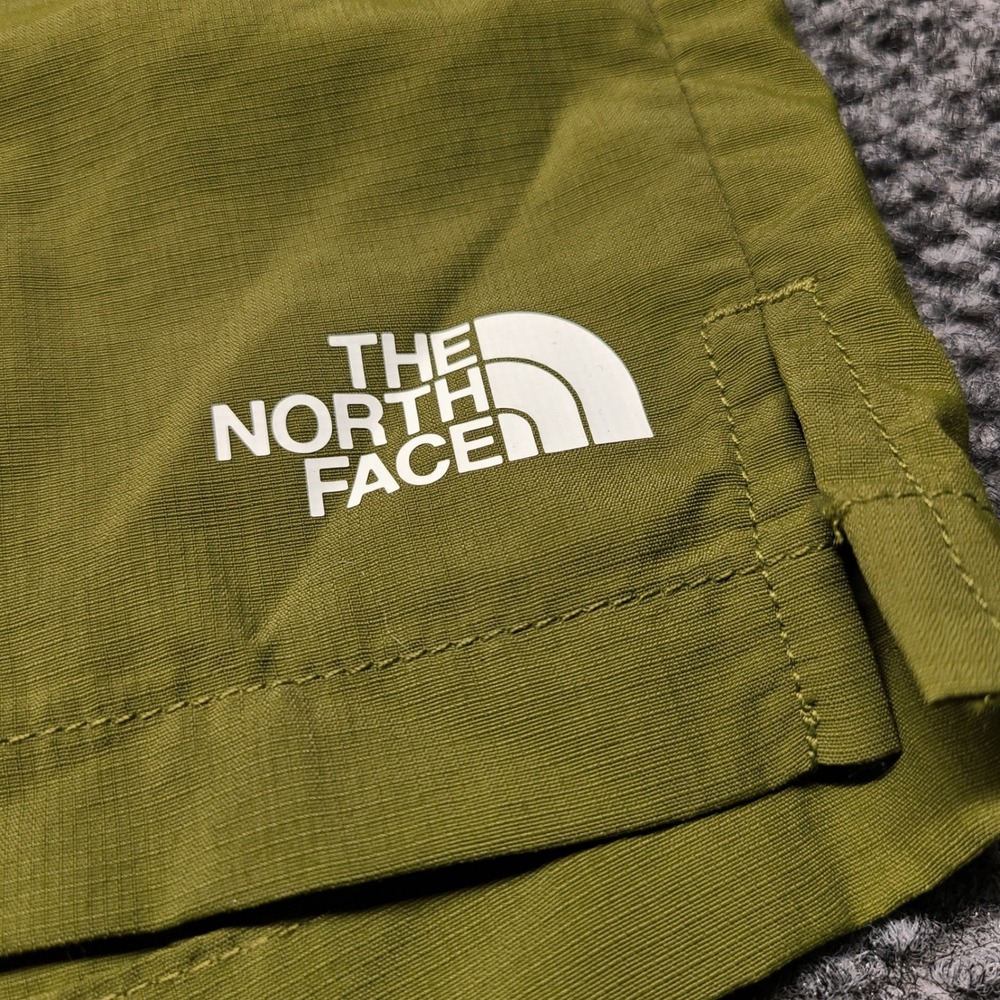 NEW The North Face Mens Action Short 2.0 Forest Olive Green NF0A87TJ Medium NWT